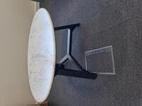 Smart top round table